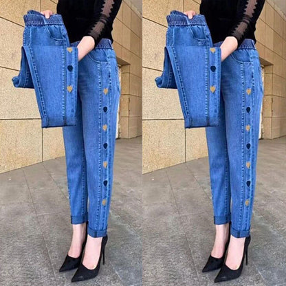 👖HOT Sale 50% OFF🔥Women's High-Elasticity Heart Pattern Embroidered Jeans